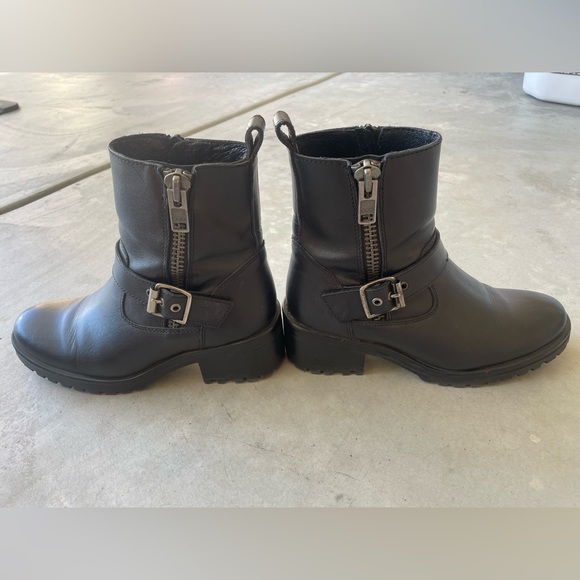 Steve Madden Combat Boots - Picture 1 of 6